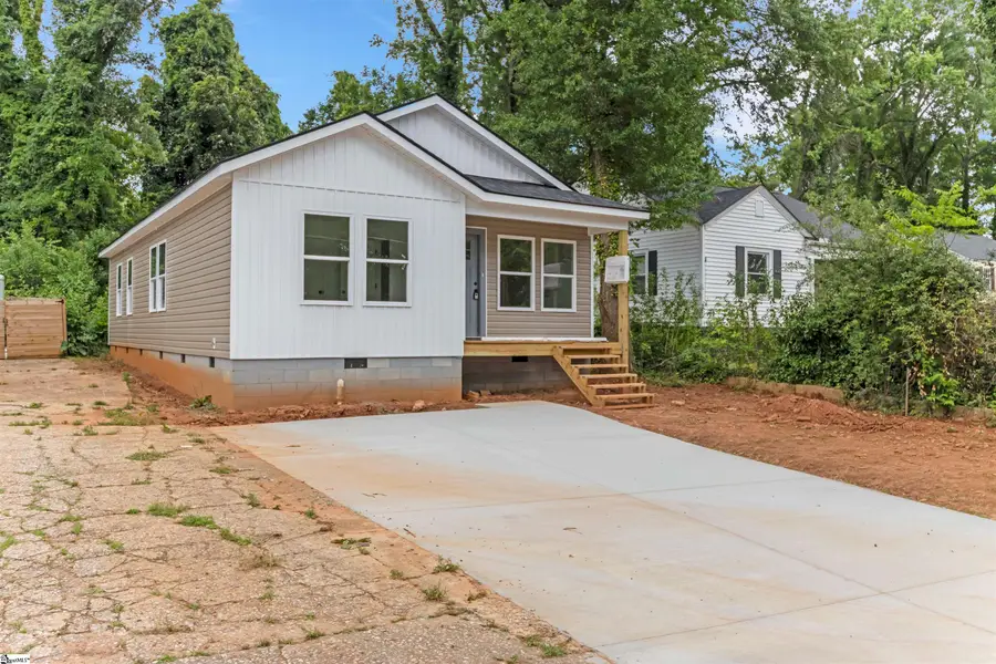 353 St Andrews Street, Spartanburg, SC 29306 - #2