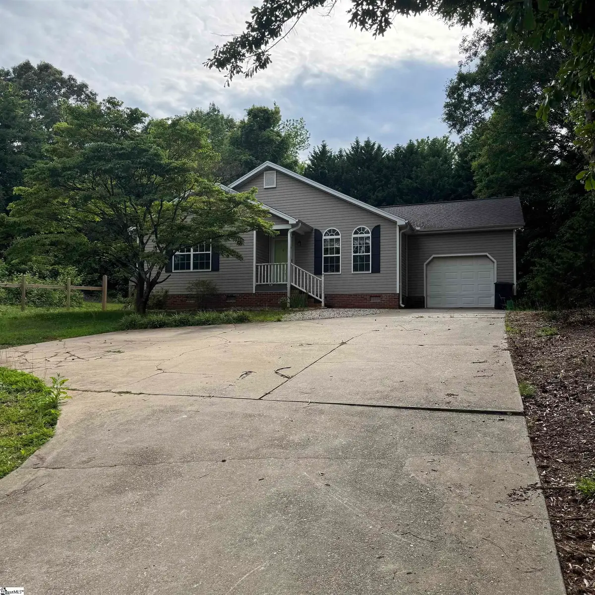 622b W Old Dunham Brodge Road, Greenville, SC 29611 - #1