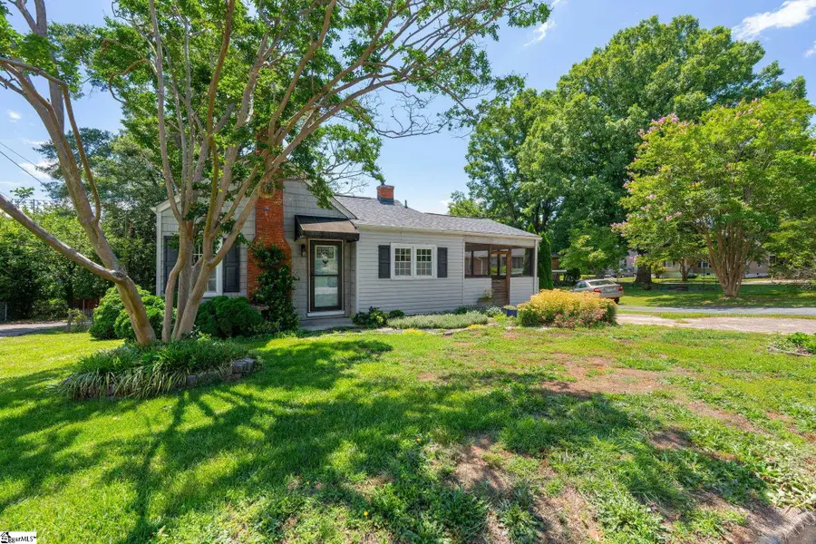 106 Morrow Street, Greer, SC 29650 - #2