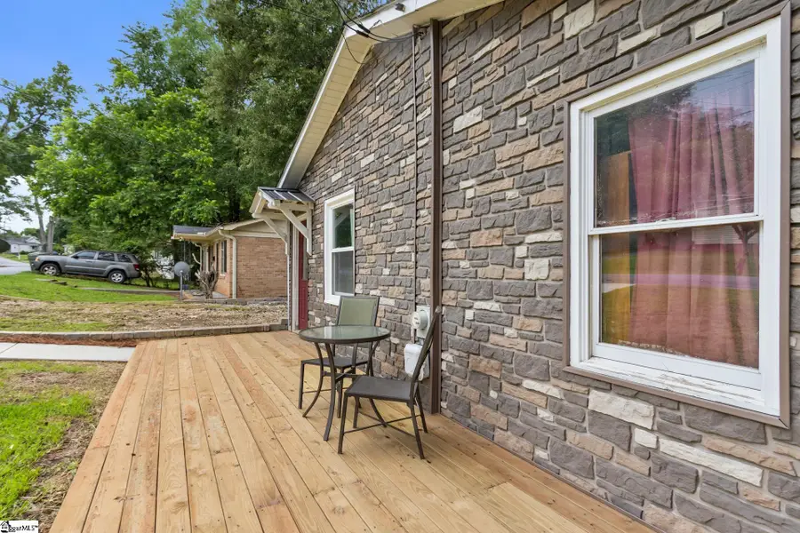 203 Shands Street, Clinton, SC 29325 - #3