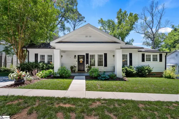 6 Rogers Avenue, Greenville, SC 29617