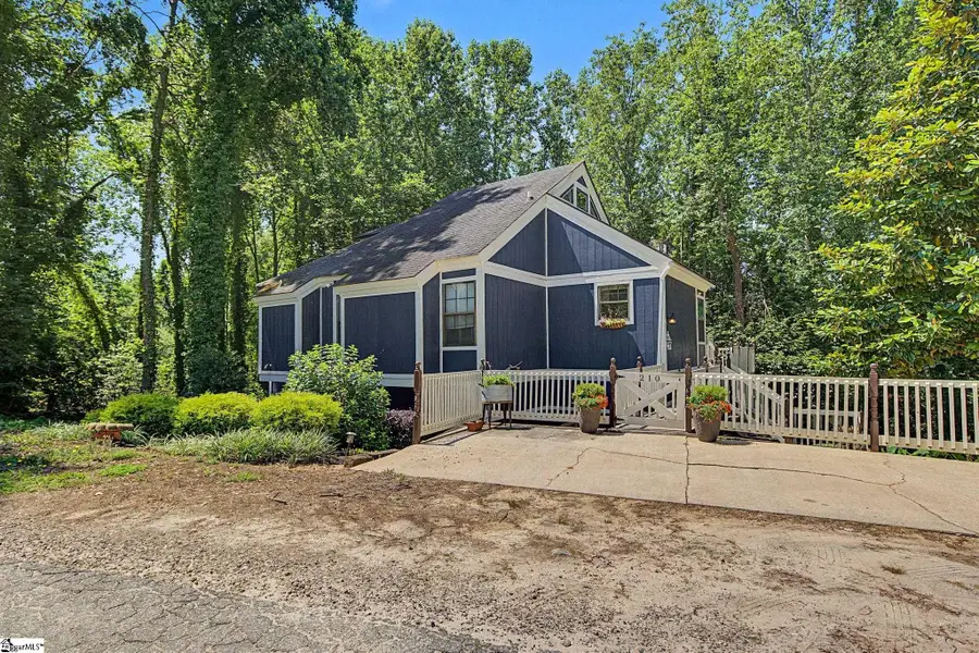 210 Fairway Forest Vw, Fountain Inn, SC 29644 - #2