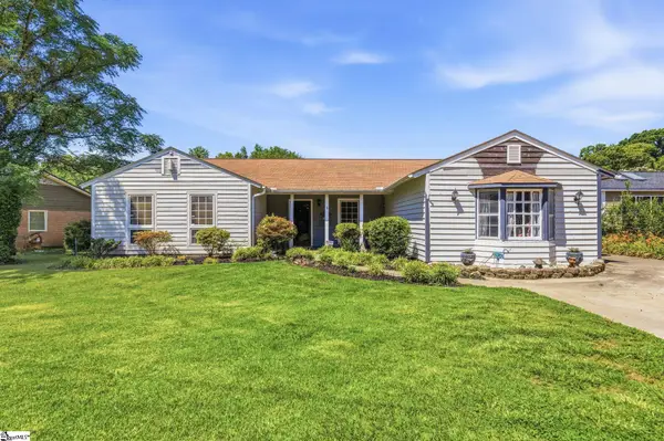 1 S Oak Forest Drive, Greenville, SC 29607