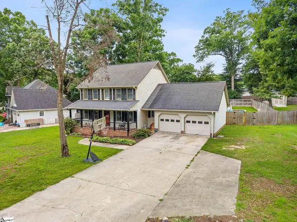 215 Bendingwood Circle, Taylors, SC 29687
