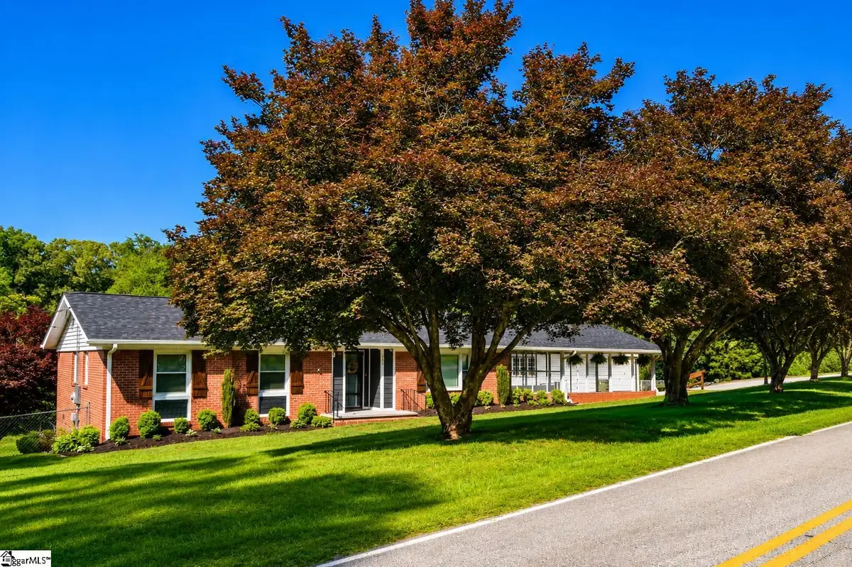 150 Greenway Drive, Cowpens, SC 29330 - #1