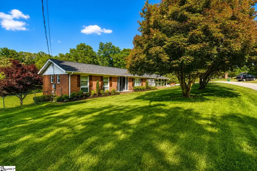 150 Greenway Drive, Cowpens, SC 29330 - #3