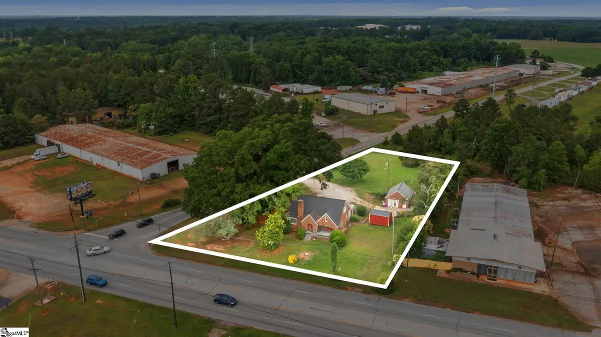 1301 Old Airport Road, Laurens, SC 29360 - #1