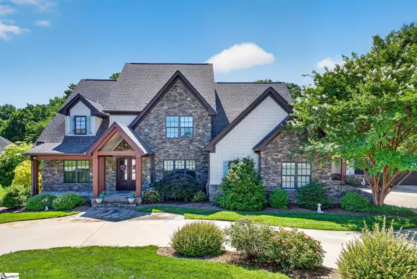 2 Fox Hunt Lane, Greer, SC 29651