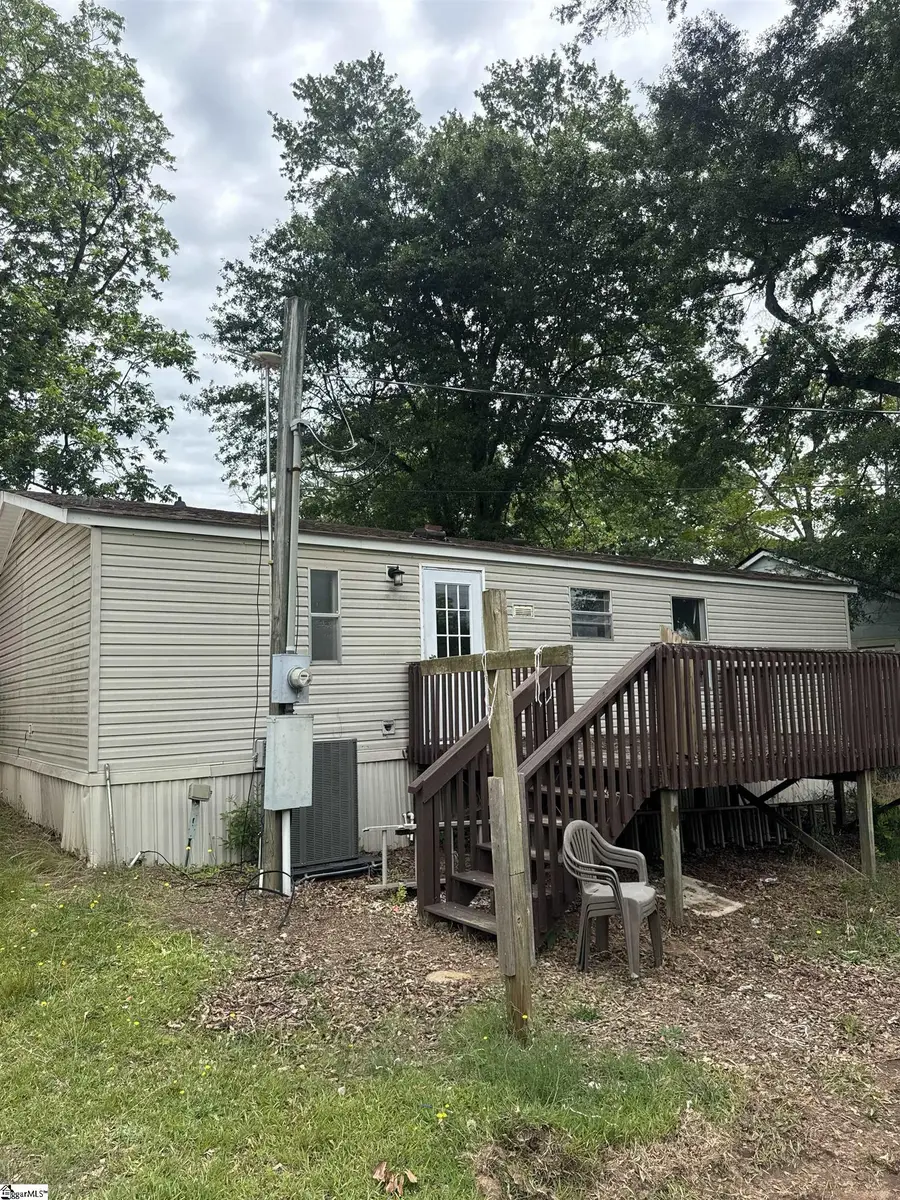 136 E Wilburn Avenue, Greenville, SC 29611 - #3