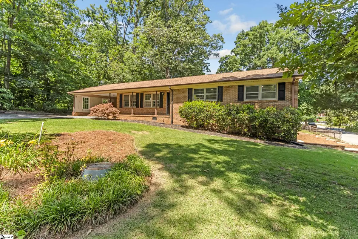 402 Woodley Road, Spartanburg, SC 29306 - #1