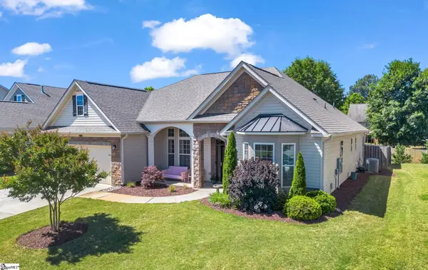 672 Ridgeville Crossing Drive, Inman, SC 29349