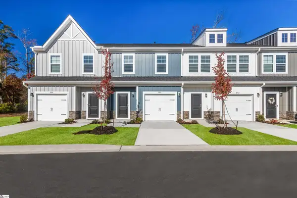 8 Santorini Way, Mauldin, SC 29662