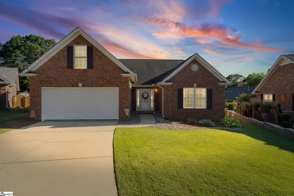 6 Huntley Court, Simpsonville, SC 29681