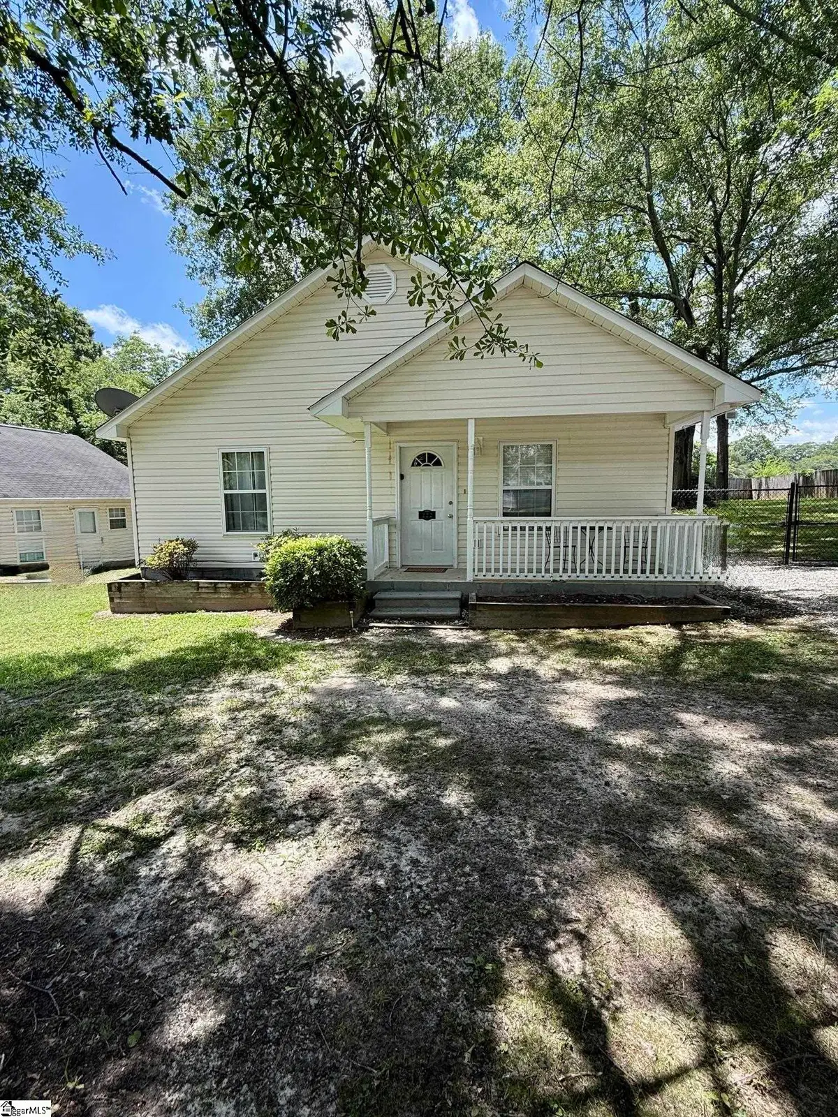 222 South Street, Woodruff, SC 29388 - #1