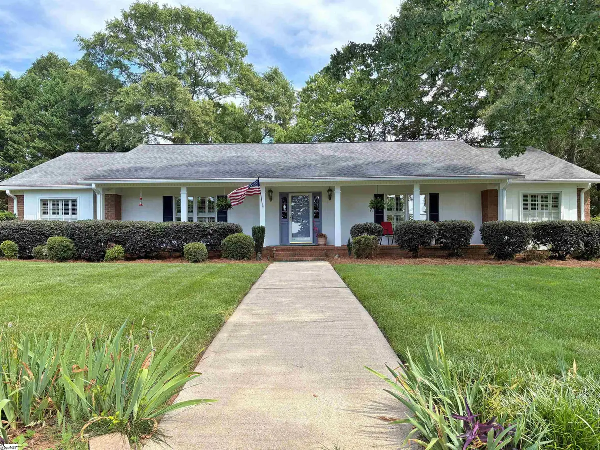 208 Plantation Drive, Simpsonville, SC 29681 - #1