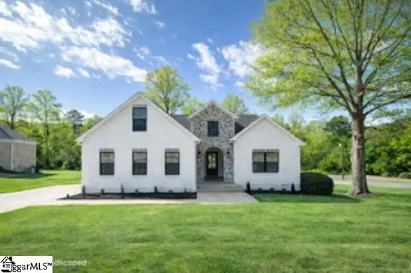 308 Aunt Carrie Place, Wellford, SC 29385