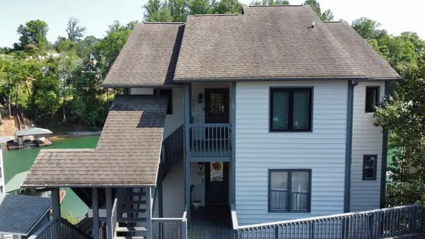 903 Loran Pointe Circle, Seneca, SC 29672