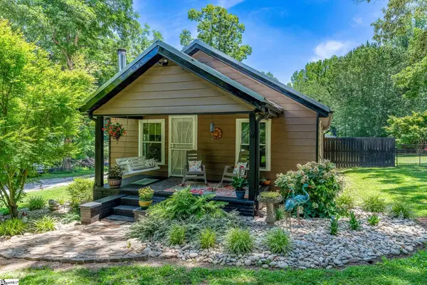 2261 Fews Chapel Road, Greer, SC 29651