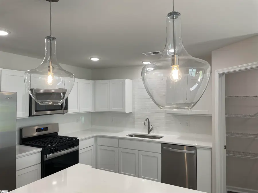 118 Mclauren Place, Fountain Inn, SC 29644 - #3