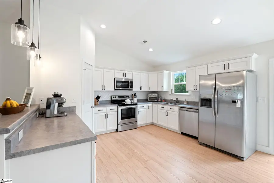 69 Pine Drive, Taylors, SC 29687 - #3