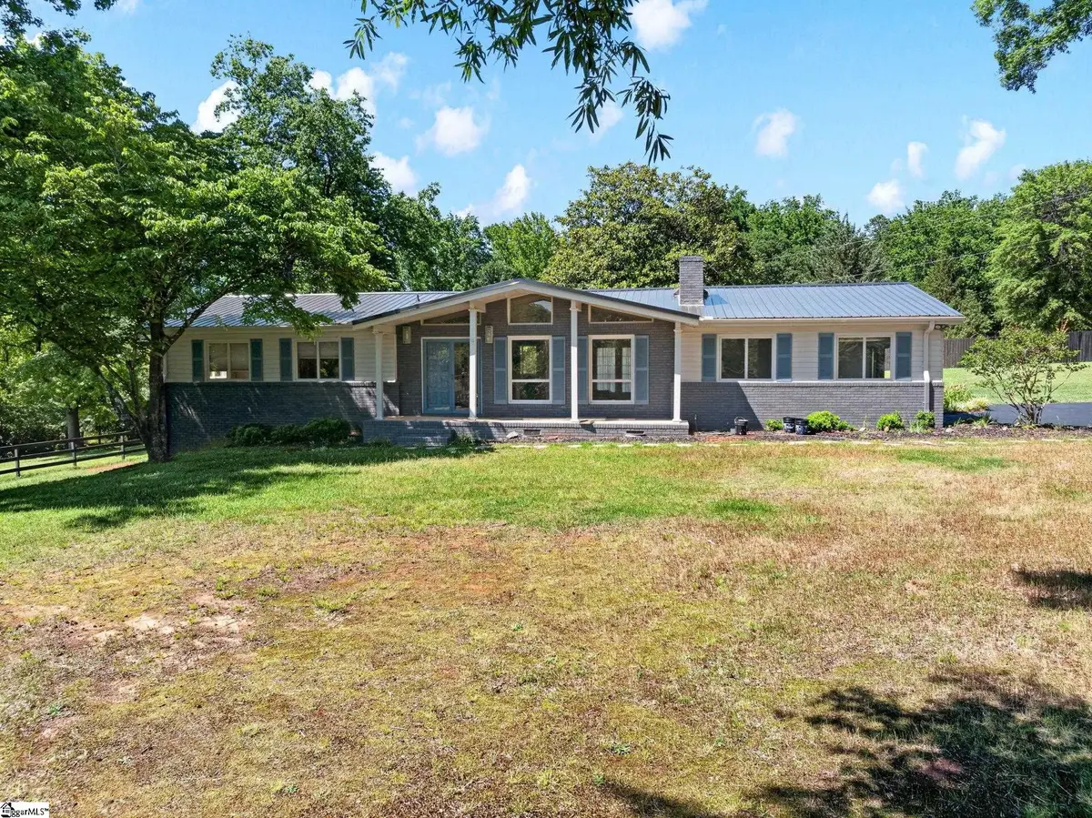 1064 Knollwood Acres Drive, Boiling Springs, SC 29316 - #1