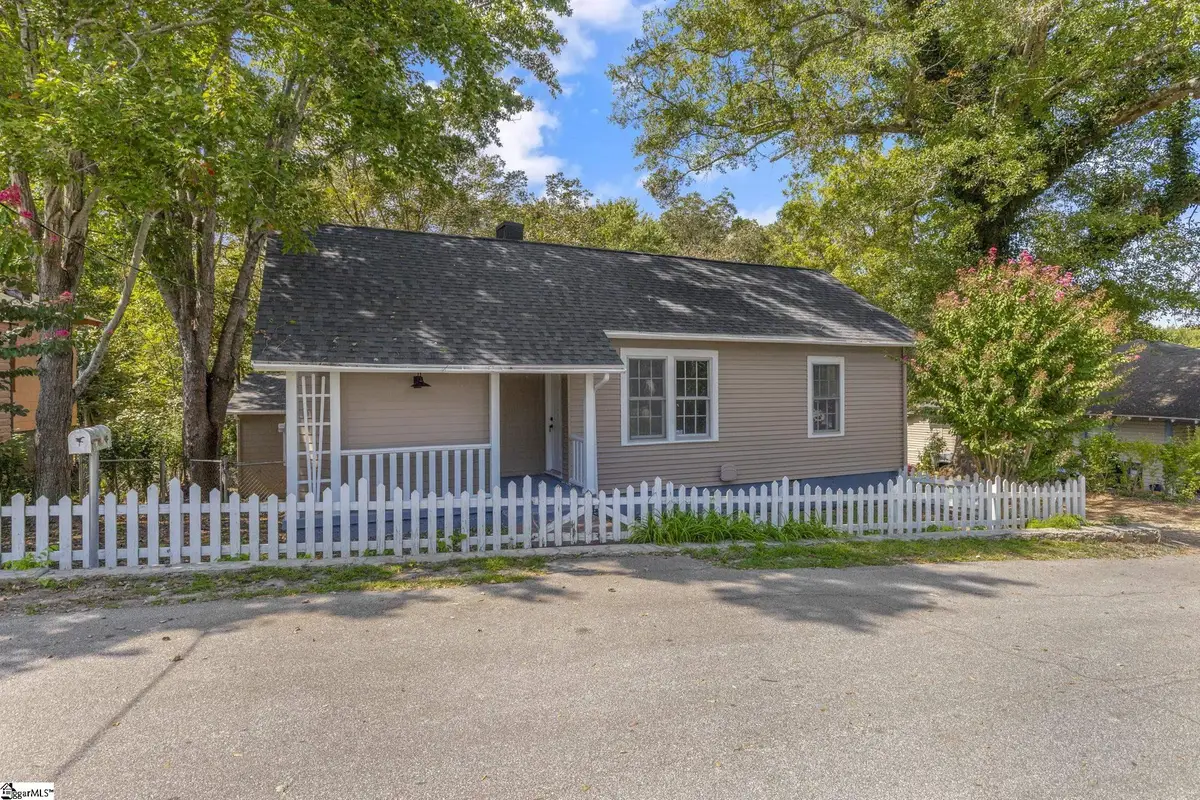 9 Hampton Street, Ware Shoals, SC 29692 - #1