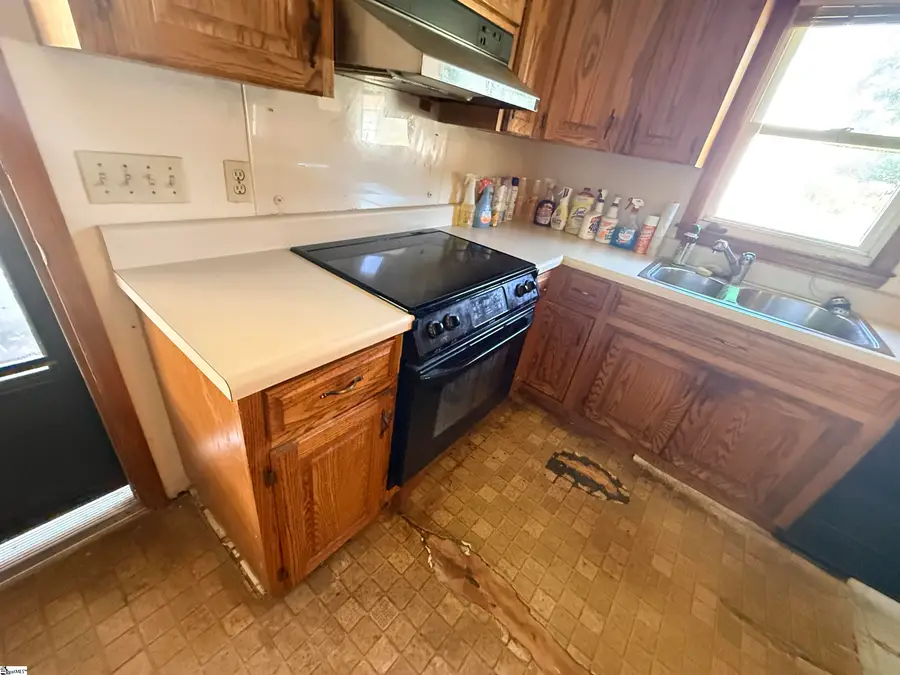 3540 Parris Bridge Road, Boiling Springs, SC 29316 - #3