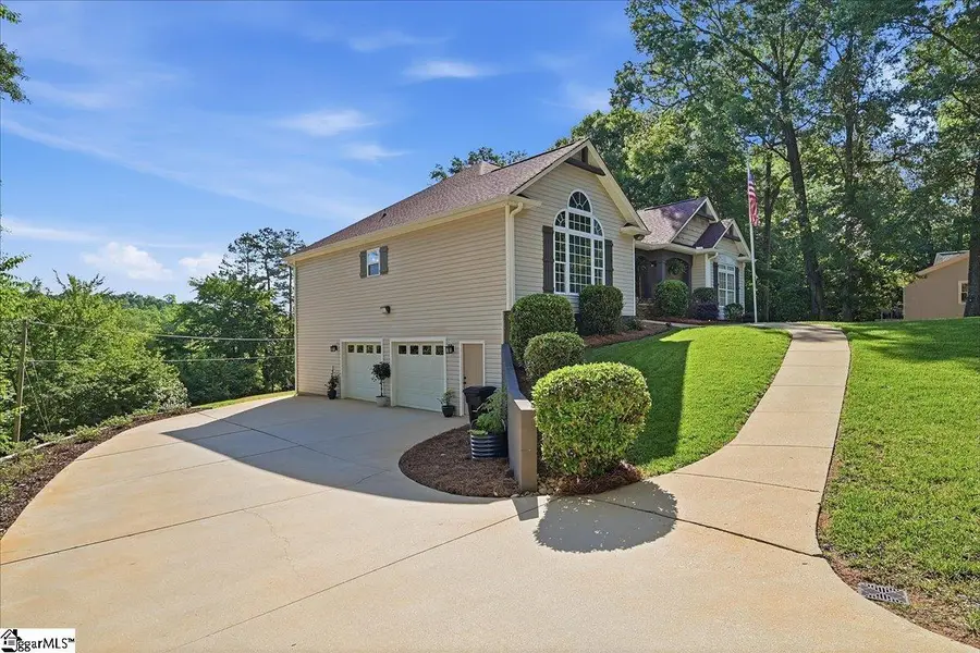 24 Carriage Drive, Greer, SC 29651 - #2