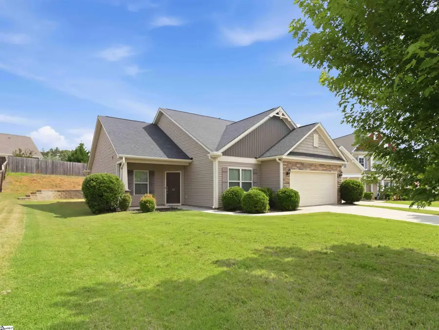157 W Pyrenees Drive, Lyman, SC 29365 - #2