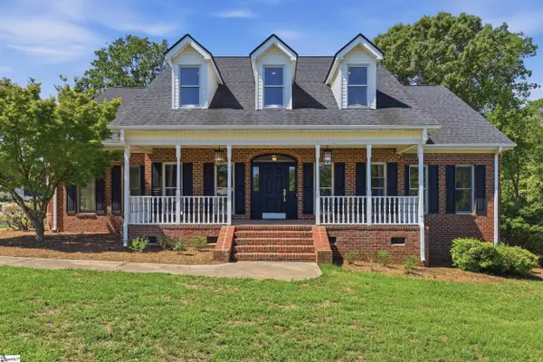 306 Forestglade Lane, Simpsonville, SC 29680