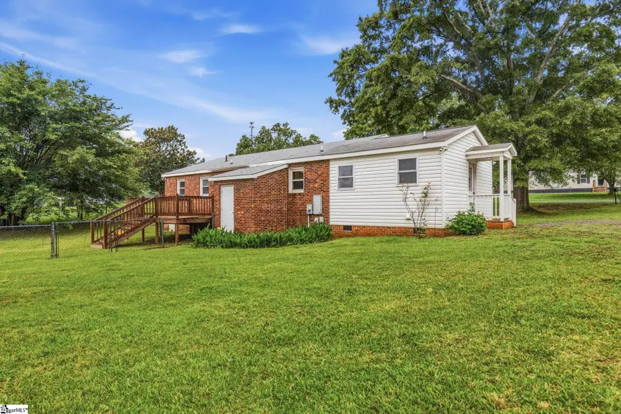 112 E Court Drive, Chesnee, SC 29323 - #2