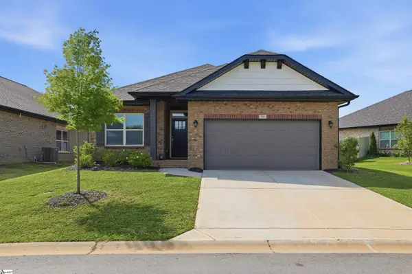 50 Woodcross Drive, Simpsonville, SC 29681