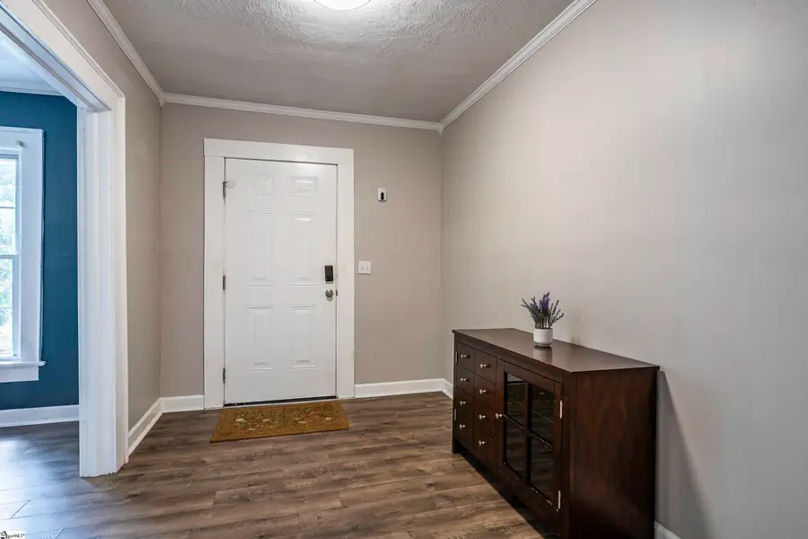 190 North Street, Wellford, SC 29385 - #3