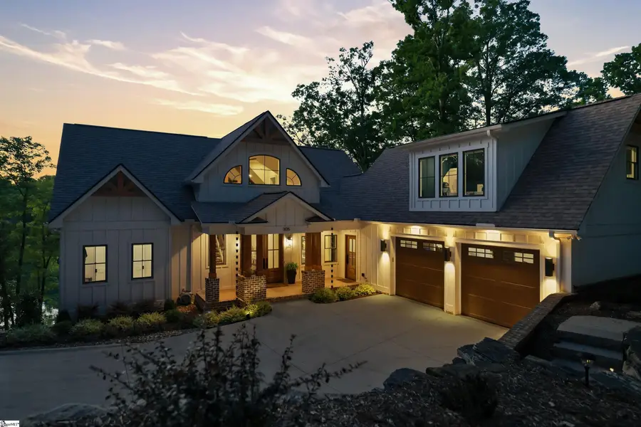 305 Harbor Drive, Seneca, SC 29678 - #2