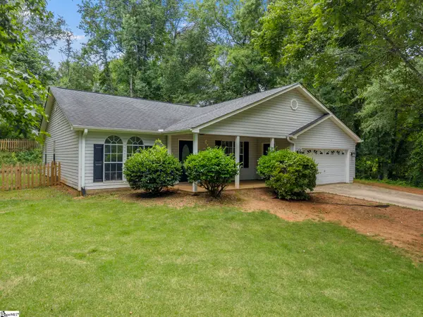 121 Confederate Lane, Greer, SC 29651