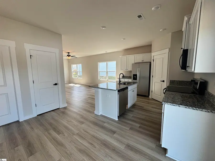 435 West Claywalk Road, Woodruff, SC 29388 - #3