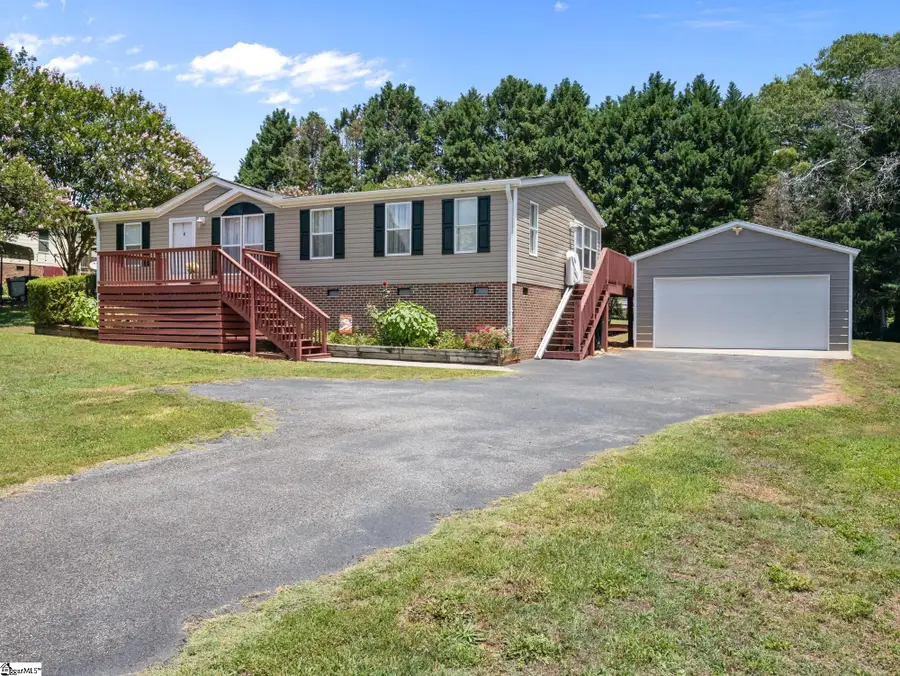 324 Groce Meadow Road, Taylors, SC 29687 - #2