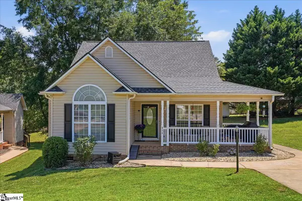 214 Cool Water Court, Boiling Springs, SC 29316