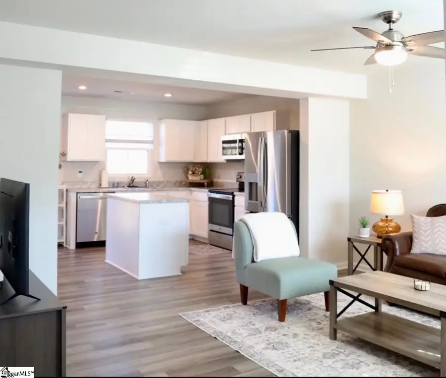 105 Forthside Way, Greer, SC 29651 - #2