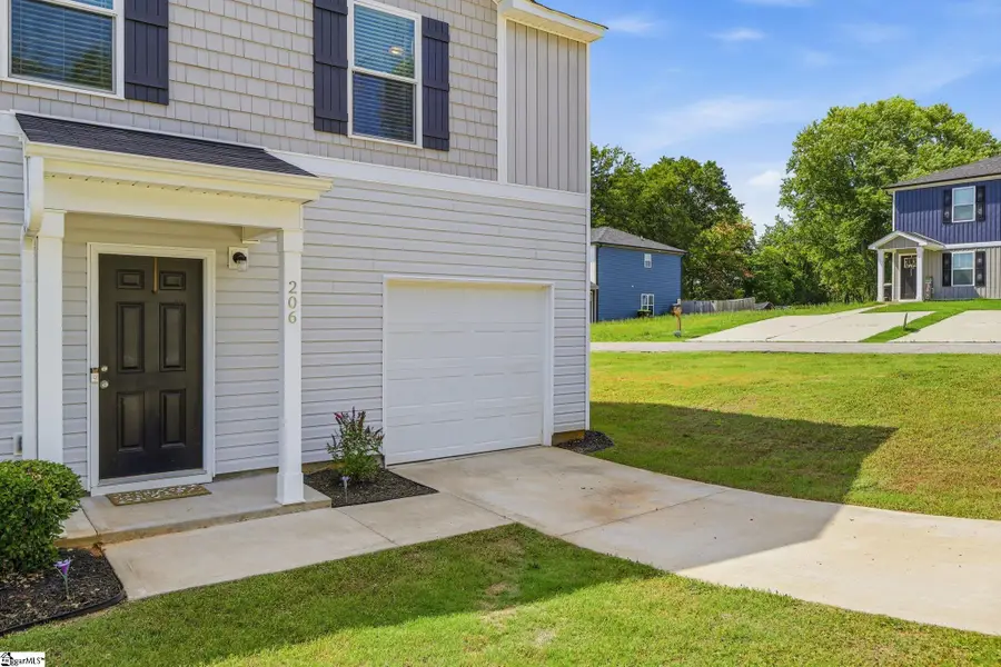 206 Christopher Street, Duncan, SC 29334 - #2