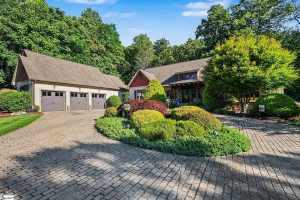2554 Deep Gap Farm Road, Mill Spring, NC 28756