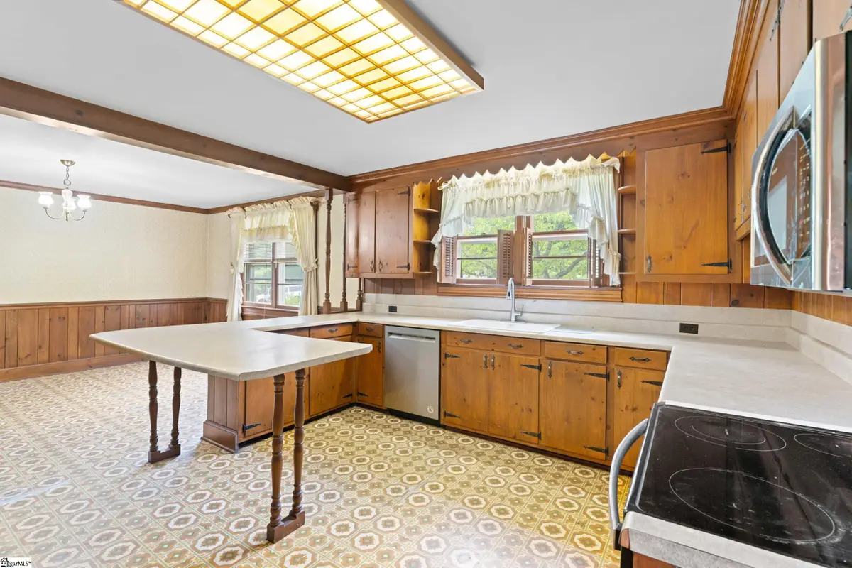 210 N Rockview Drive, Greenville, SC 29609 - #1