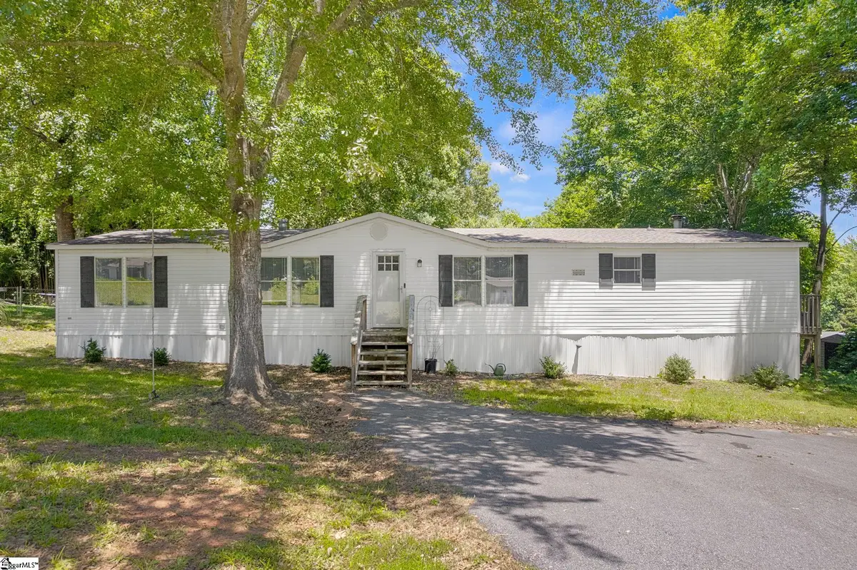 313 W Bagwell Road, Liberty, SC 29657 - #1