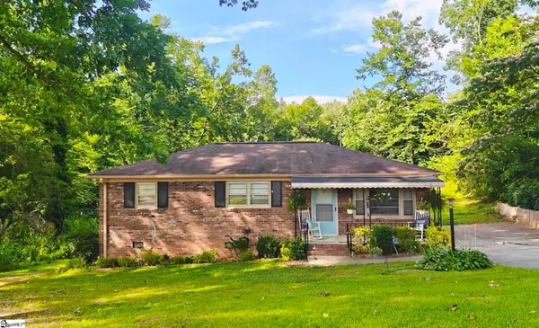 16 Theodore Circle, Greenville, SC 29611