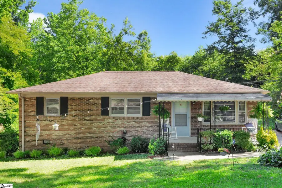 16 Theodore Circle, Greenville, SC 29611 - #2
