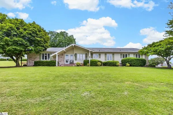 122 Mountain View Drive, Pickens, SC 28671