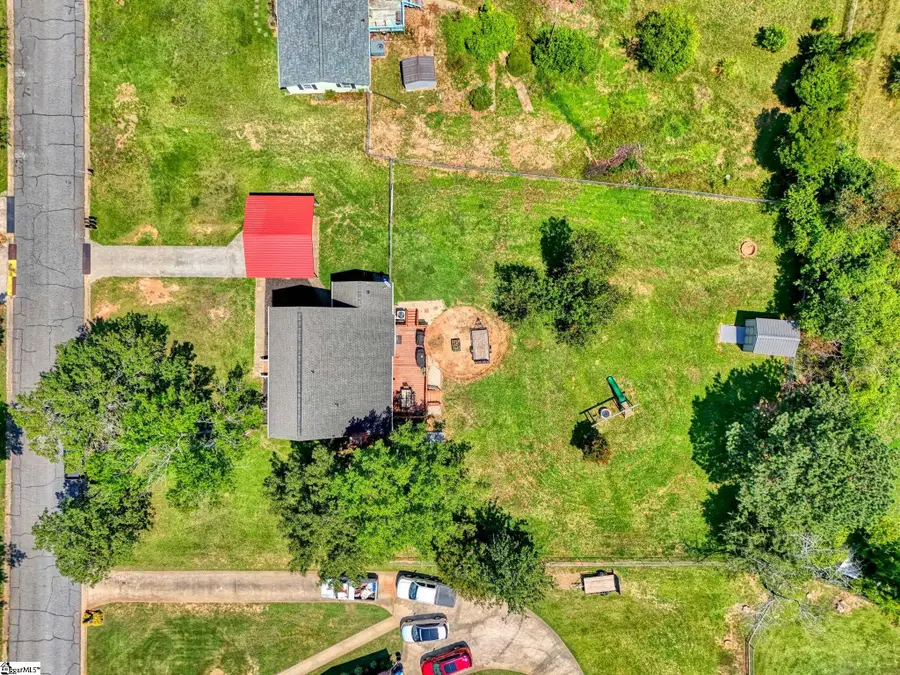 104 Locksley Drive, Greenwood, SC 29649 - #2