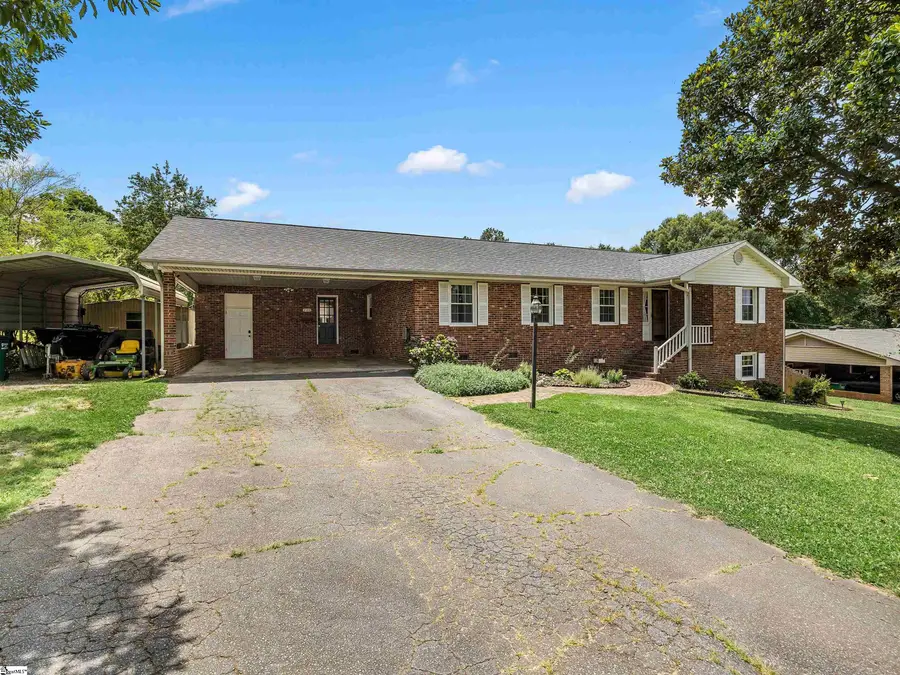 230 Anita Drive, Spartanburg, SC 29302 - #3