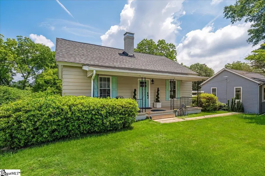 26 W 5th Street, Greenville, SC 29611 - #2