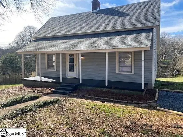 7 Spruce Street, Startex, SC 29377